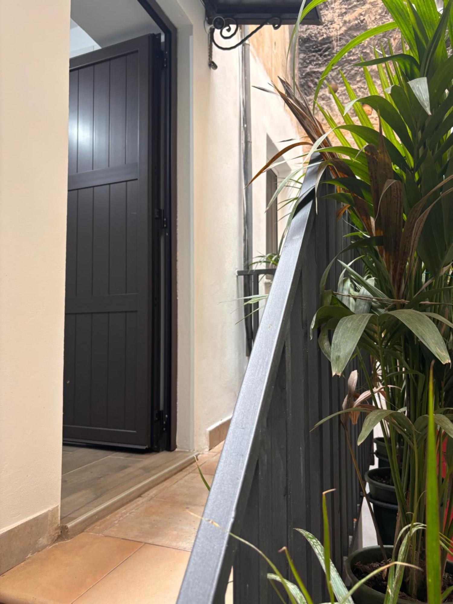 Cortile Riolo Apartment Palermo Ngoại thất bức ảnh